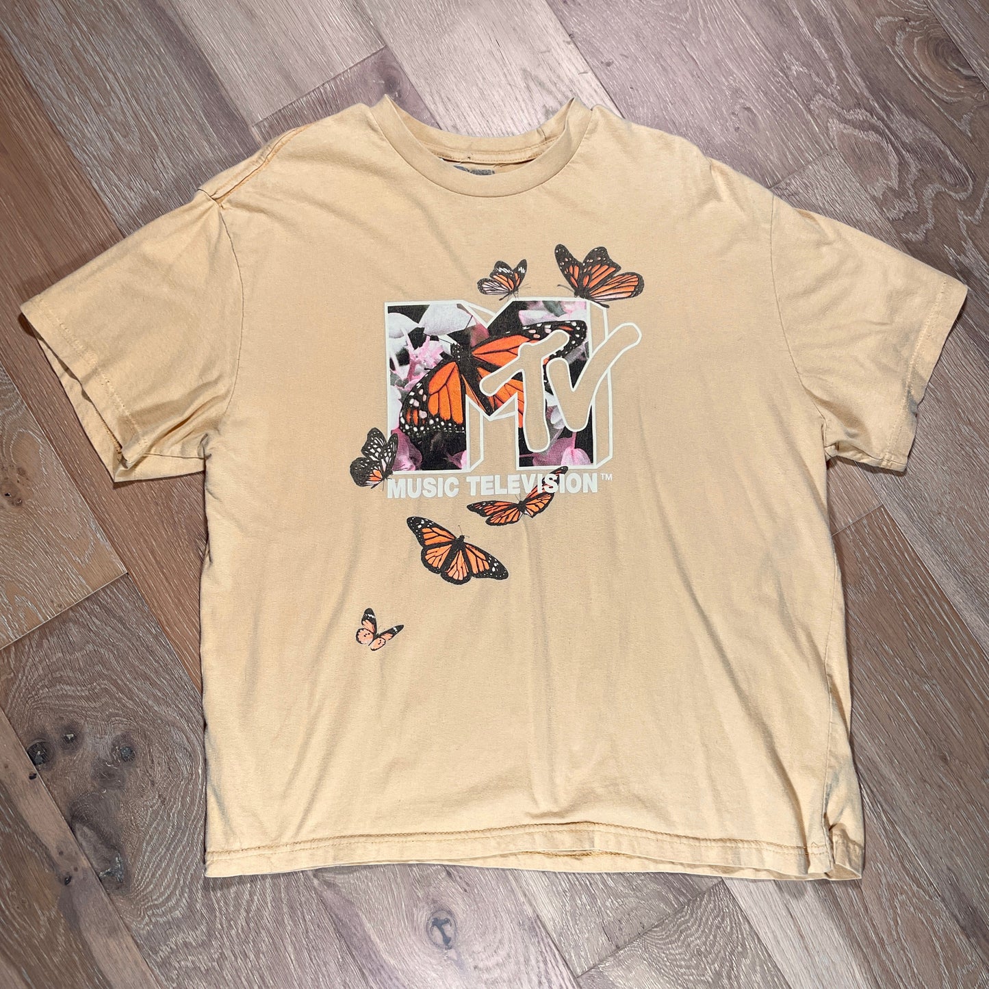 MTV Butterflies T-shirt