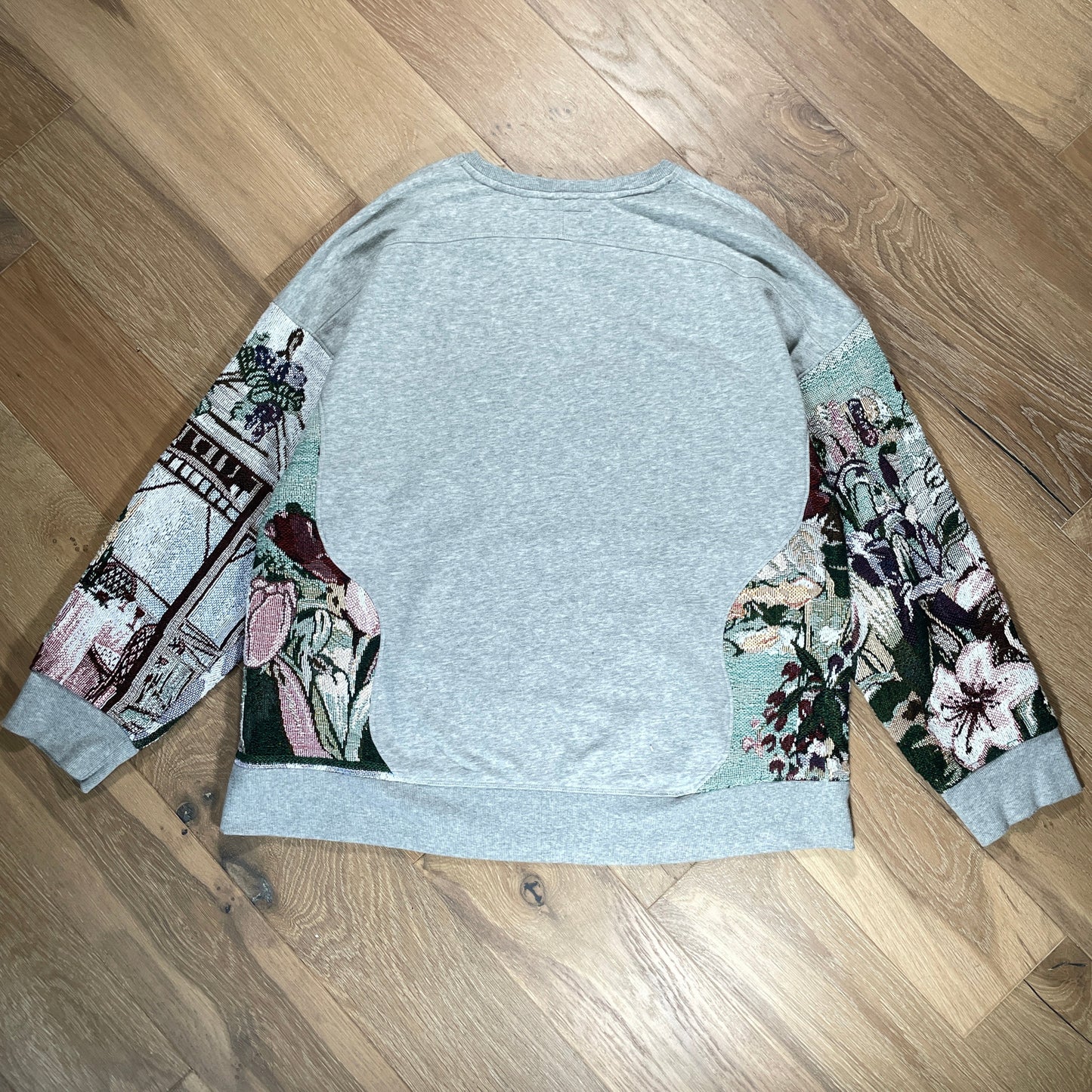 “Garden Flow” Sweatshirt