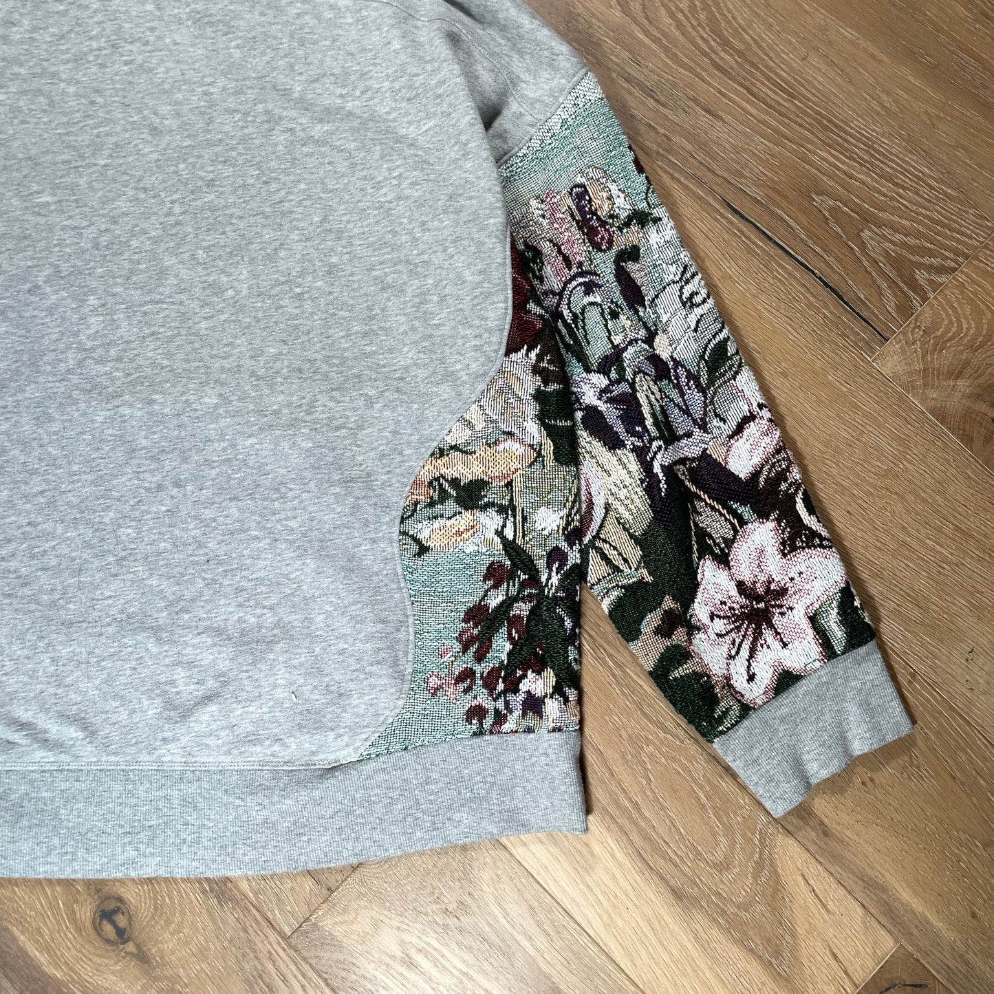“Garden Flow” Sweatshirt